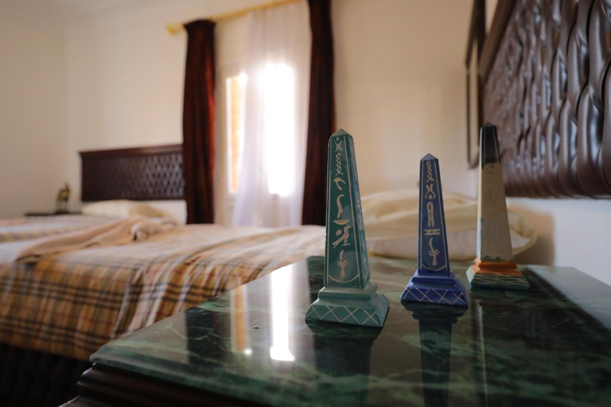 Pyramids Loft Guesthouse Kairo Rum bild