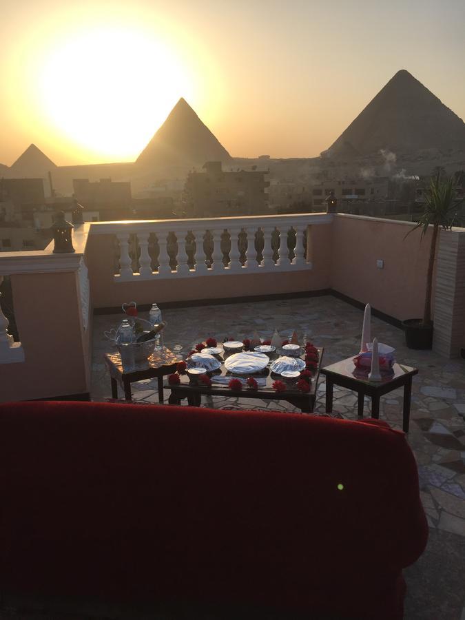 Pyramids Loft Guesthouse Kairo Exteriör bild